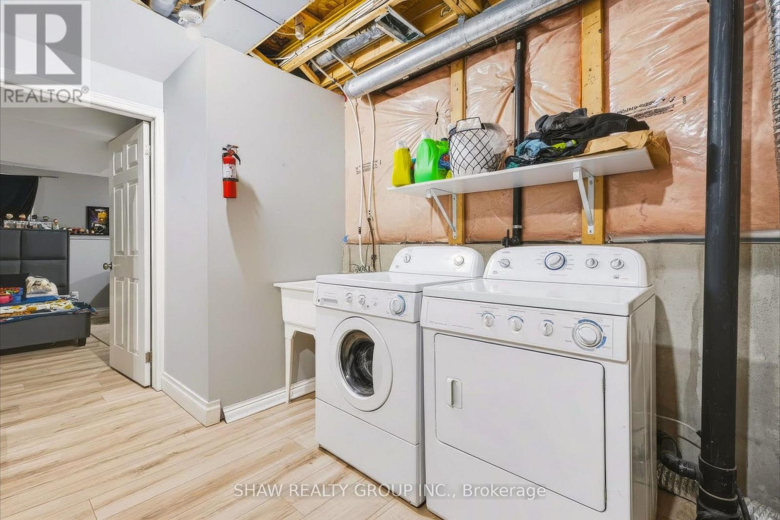 24 Fallingbrook Crescent Property Photo 28