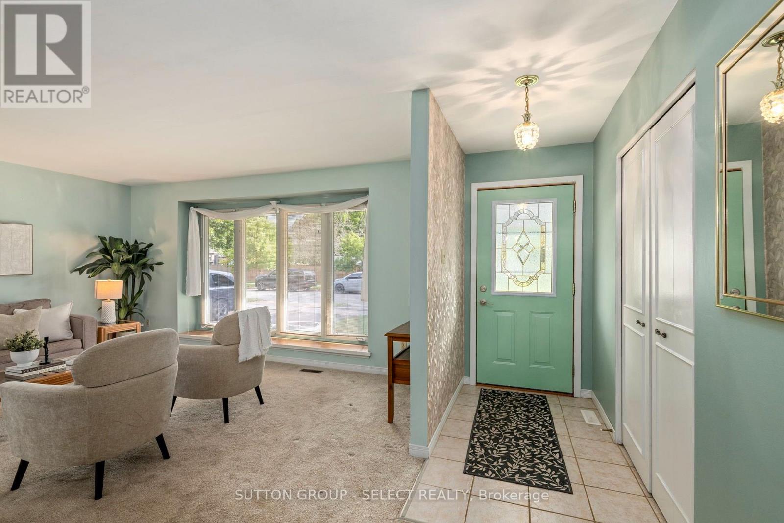 1679 Estevan Road Property Photo 4