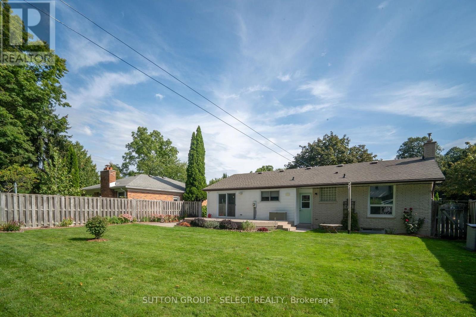 1679 Estevan Road Property Photo 28