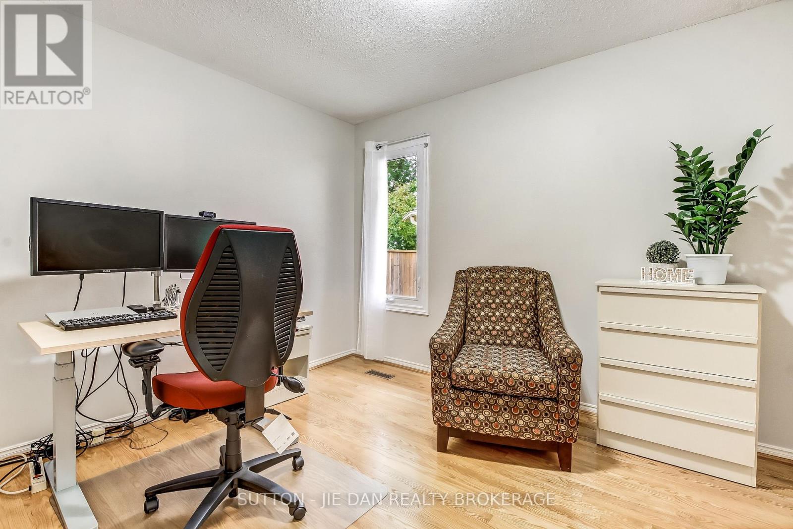 1624 Hastings Drive Property Photo 14