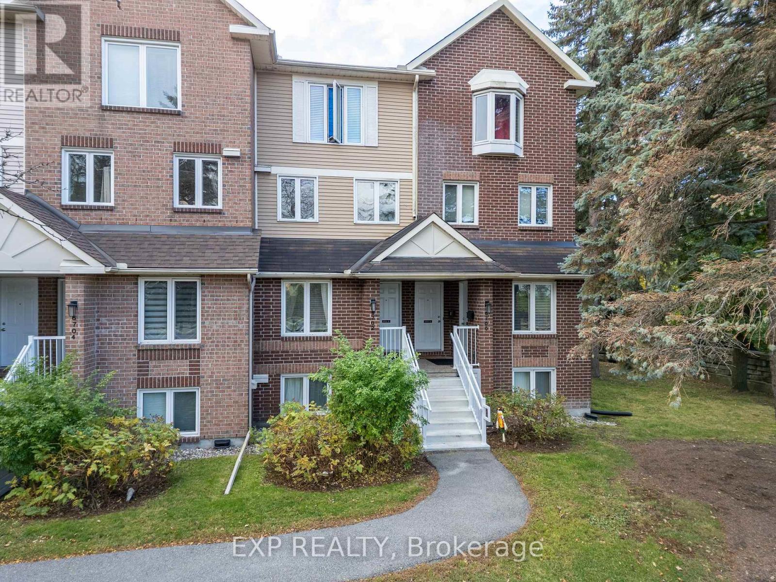 B - 6702 Jeanne D'arc Boulevard N Property Photo 1