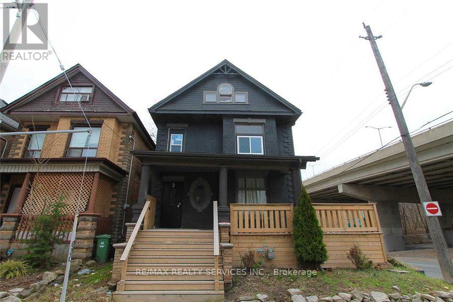 2 Webber Avenue Property Photo 1