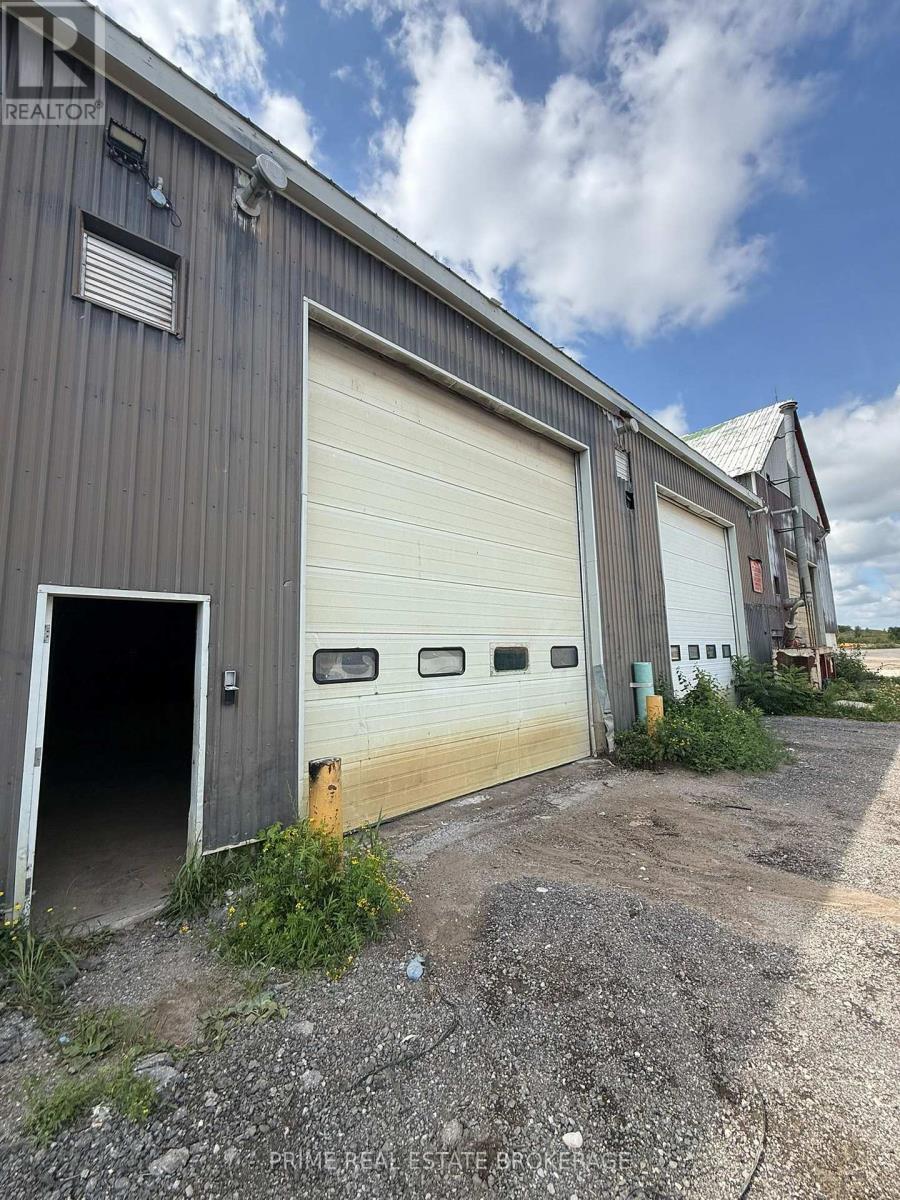 1640 Fanshawe Park Road East #unit 2, 2b Property Photo 5