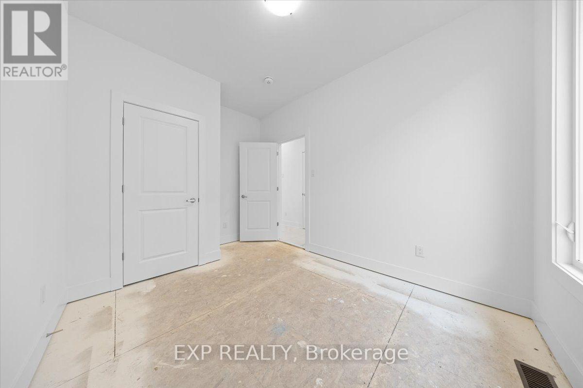 2 Corr Court Property Photo 22