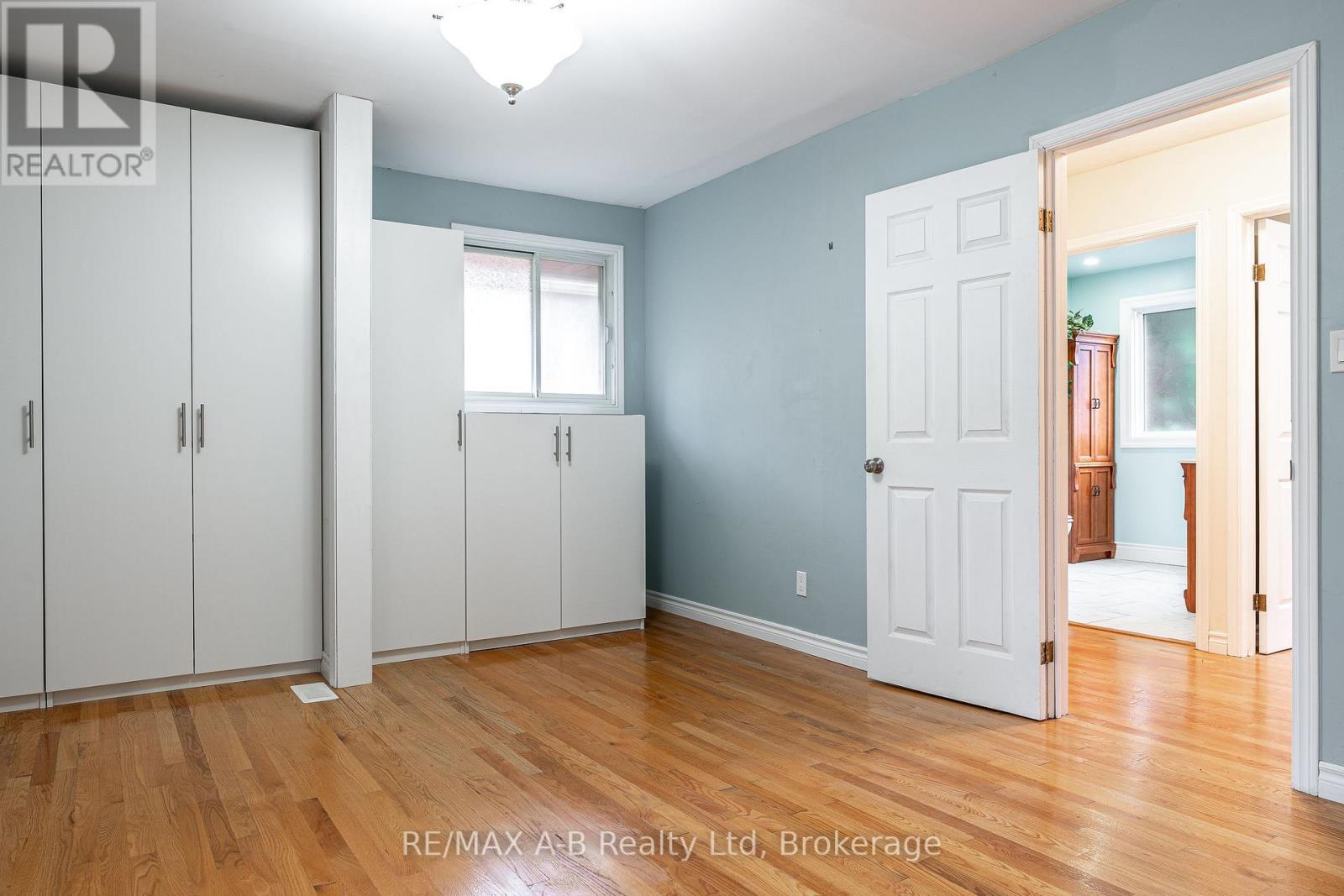 332 Widder Street E Property Photo 17
