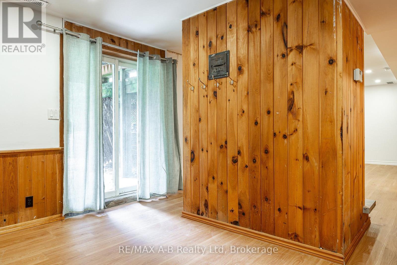 332 Widder Street E Property Photo 23