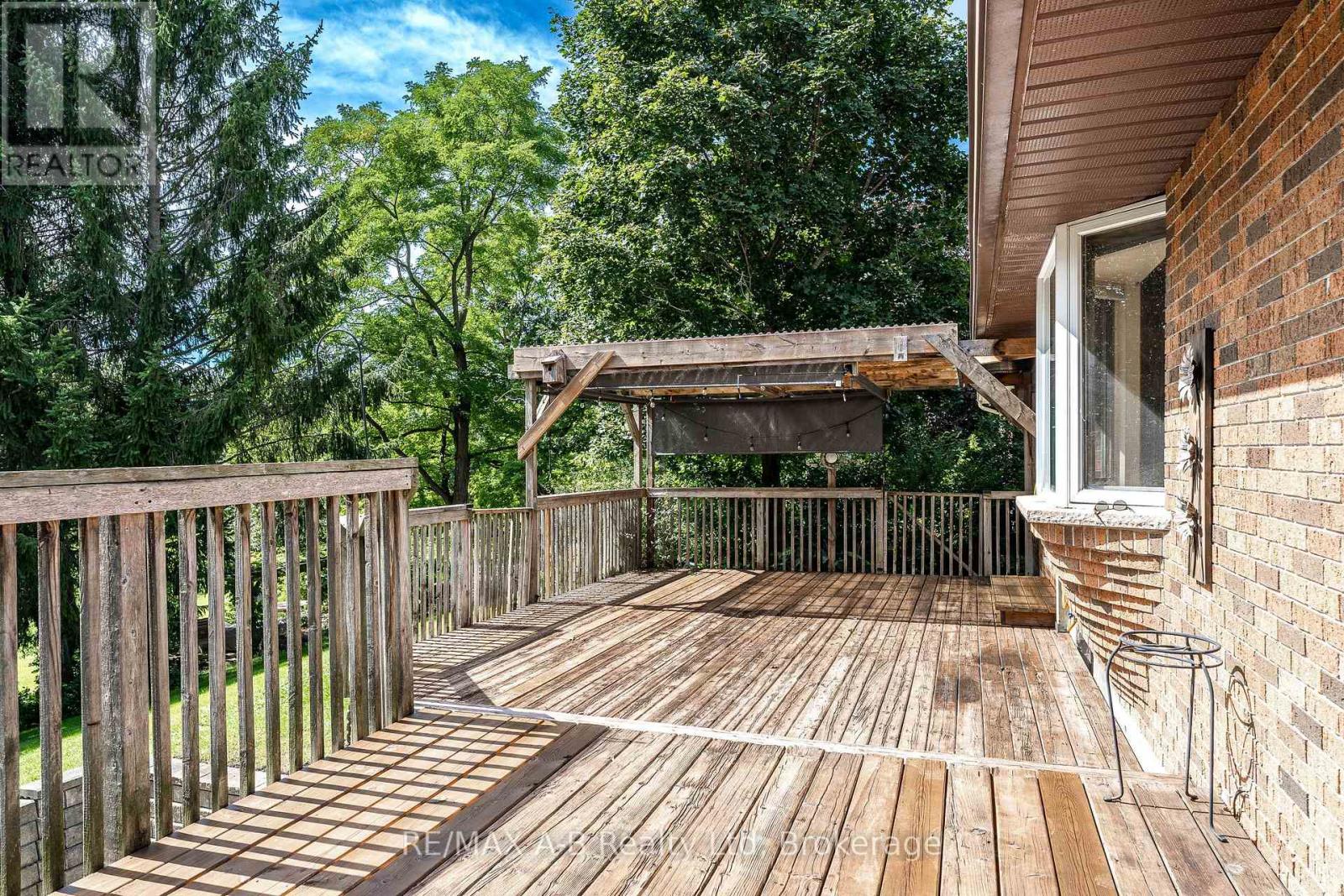 332 Widder Street E Property Photo 32