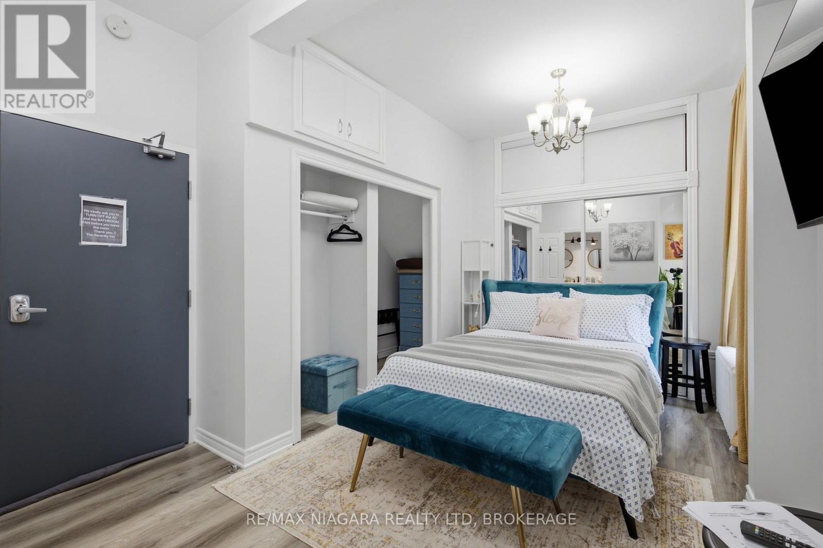 4291 Simcoe Street Property Photo 24