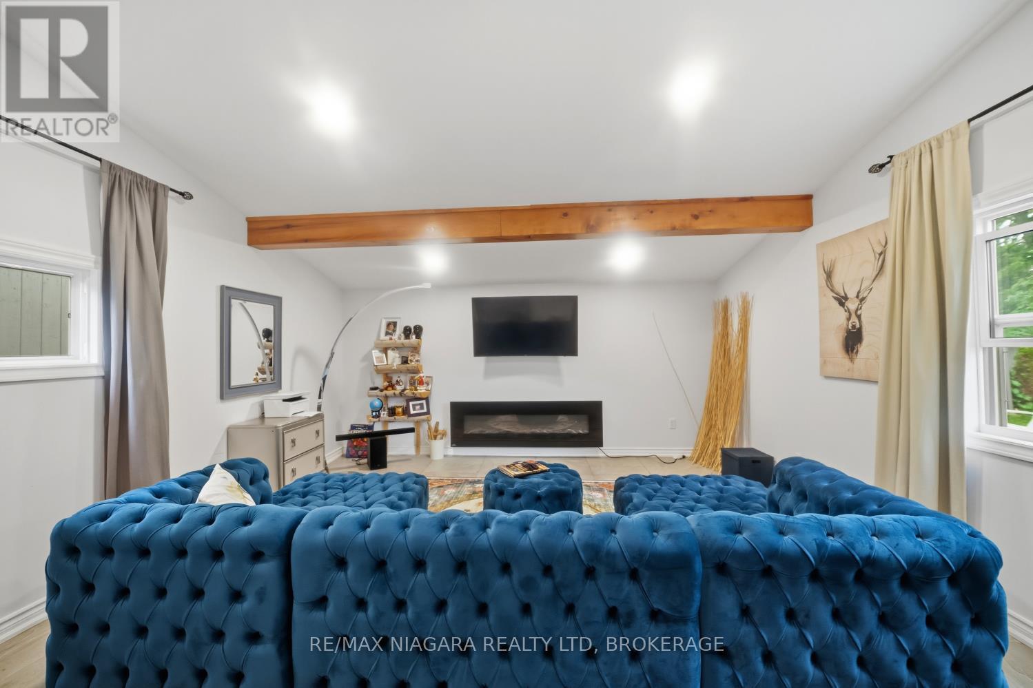 4291 Simcoe Street Property Photo 40