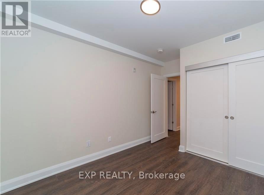 204 - 33 Maple Grove Road Property Photo 9