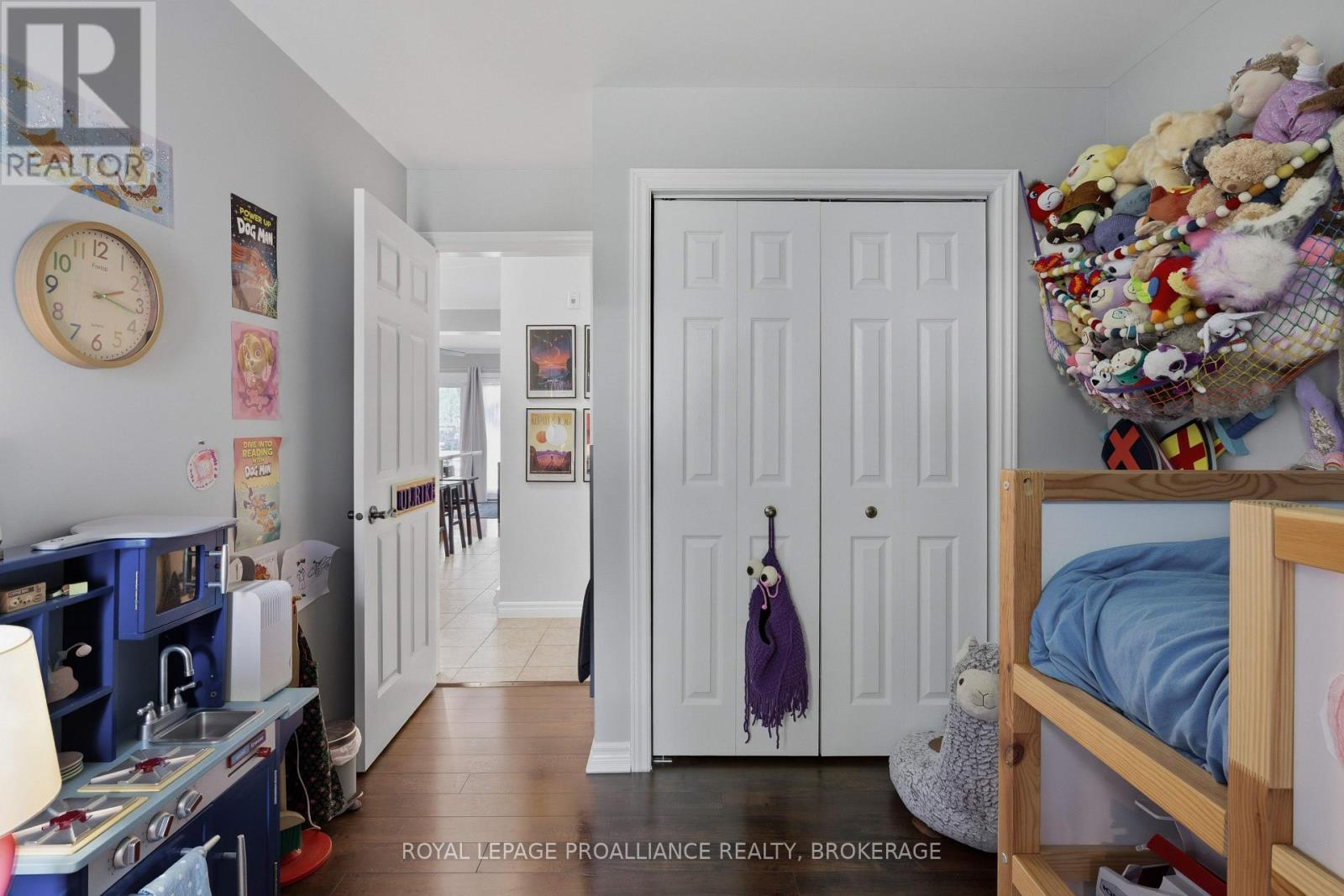 2104 - 225 Oak Street Property Photo 27
