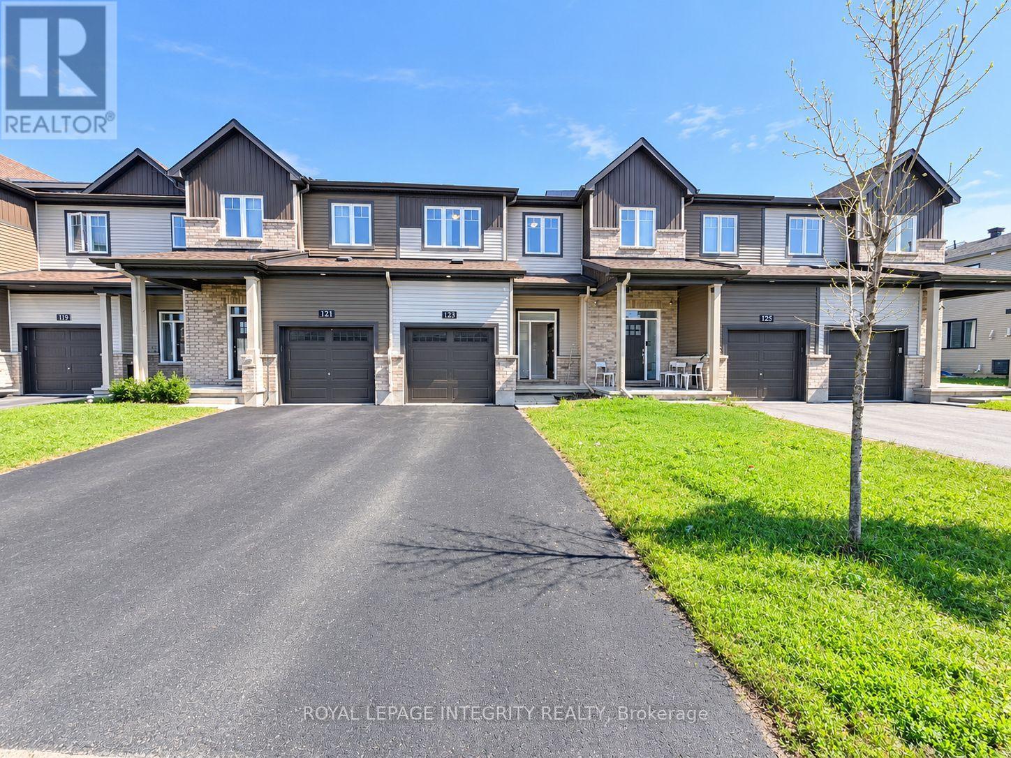 123 Chakra Street Property Photo 1