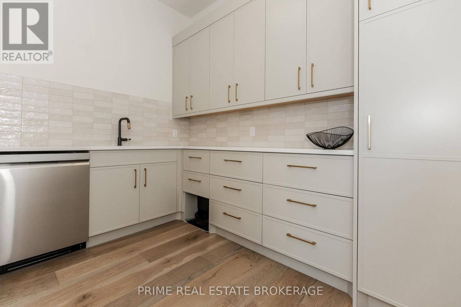 9 Black Walnut Drive Property Photo 19