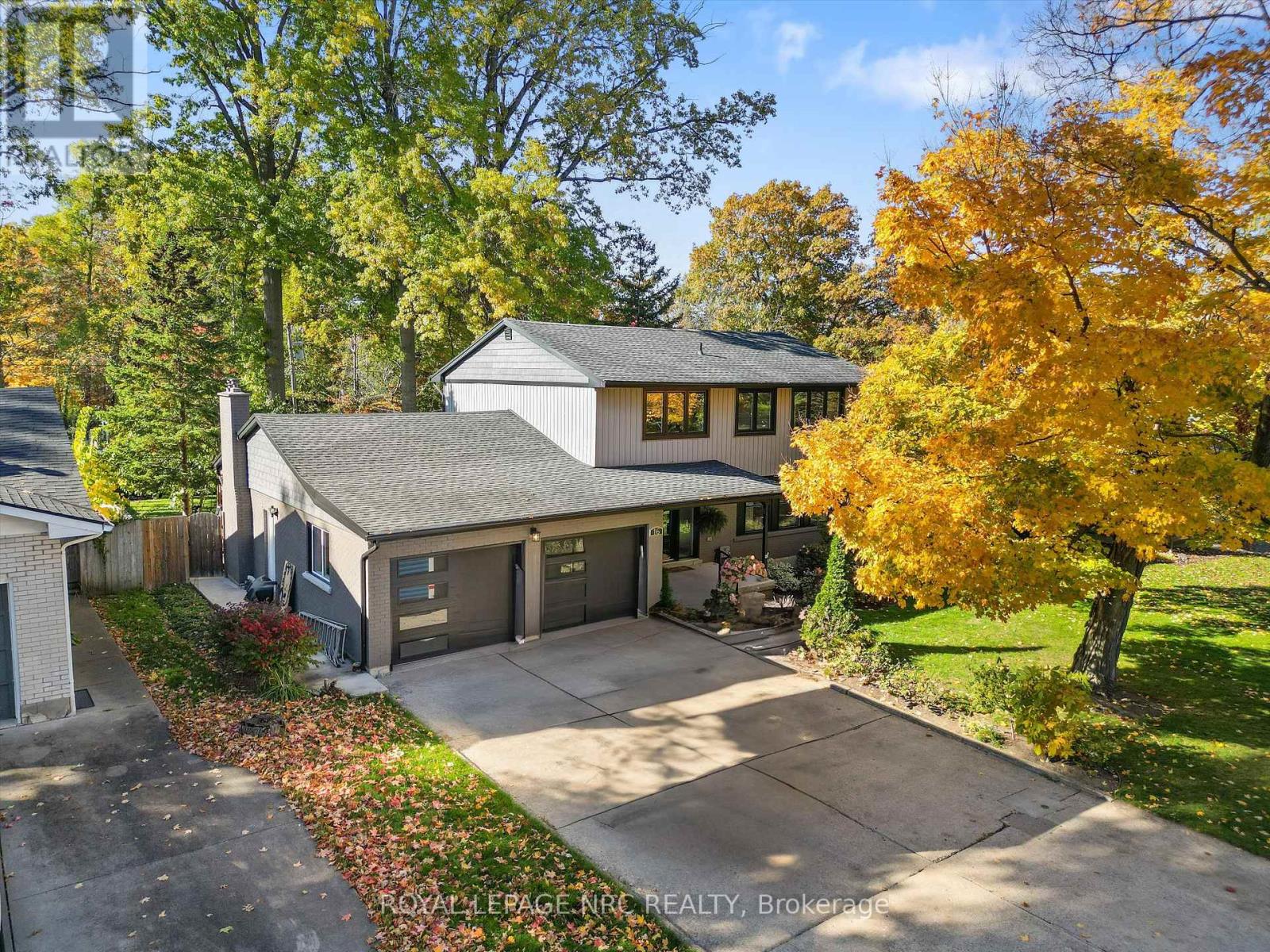 16 Briarfield Crescent Property Photo 1