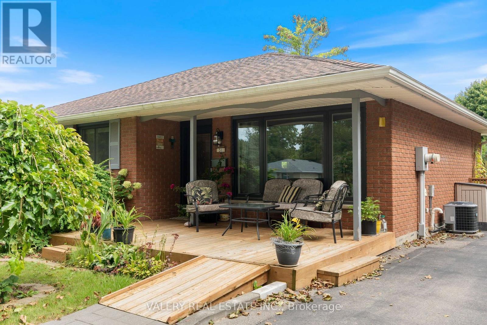31 Garden Street Property Photo 1