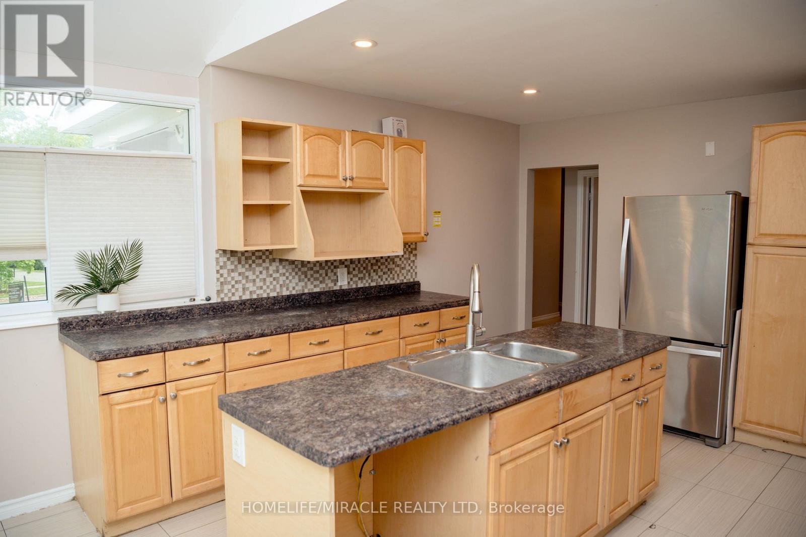 25 Thornridge Crescent Property Photo 13