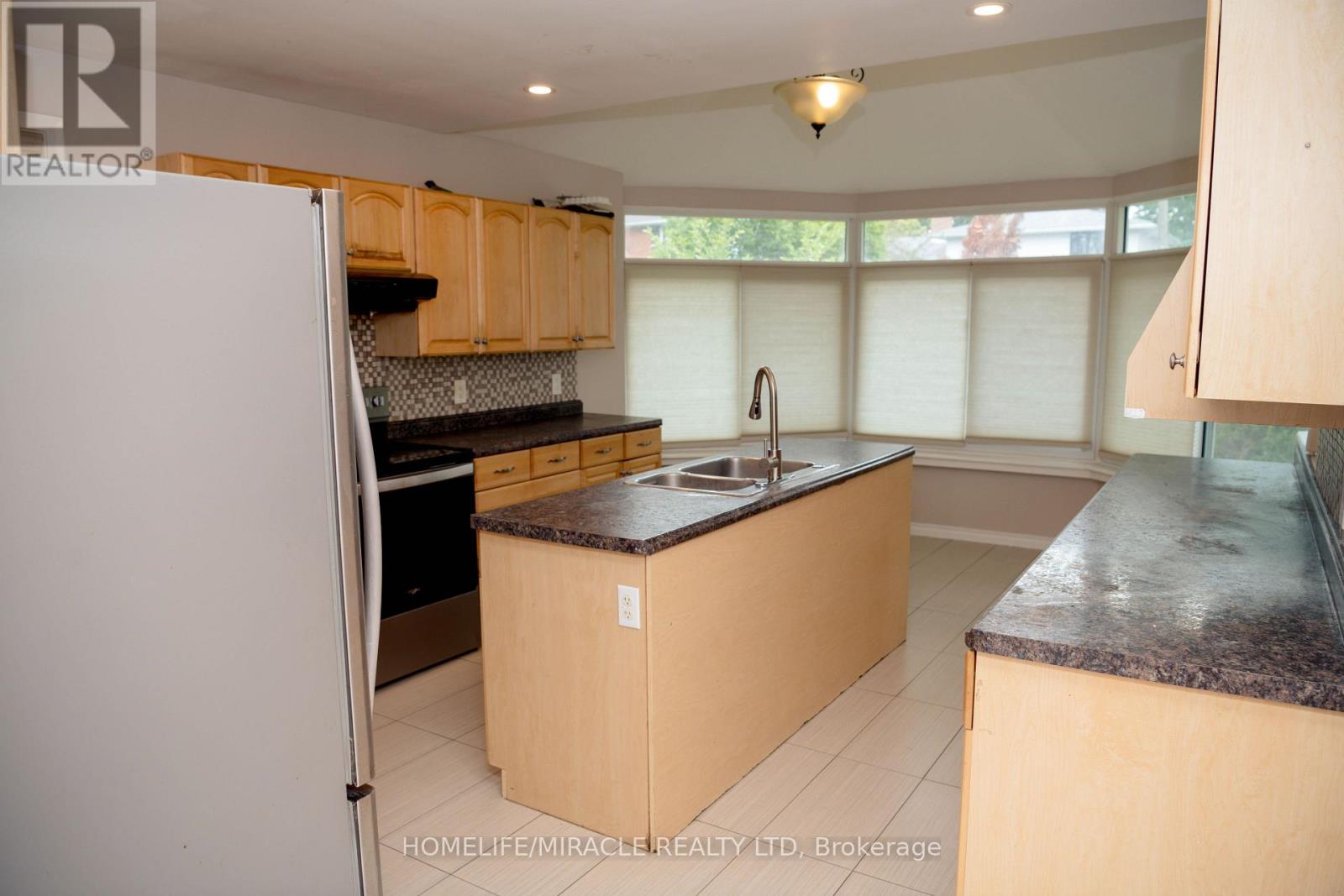25 Thornridge Crescent Property Photo 16