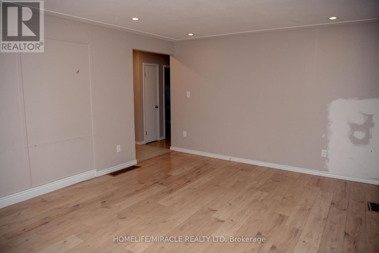 25 Thornridge Crescent Property Photo 23