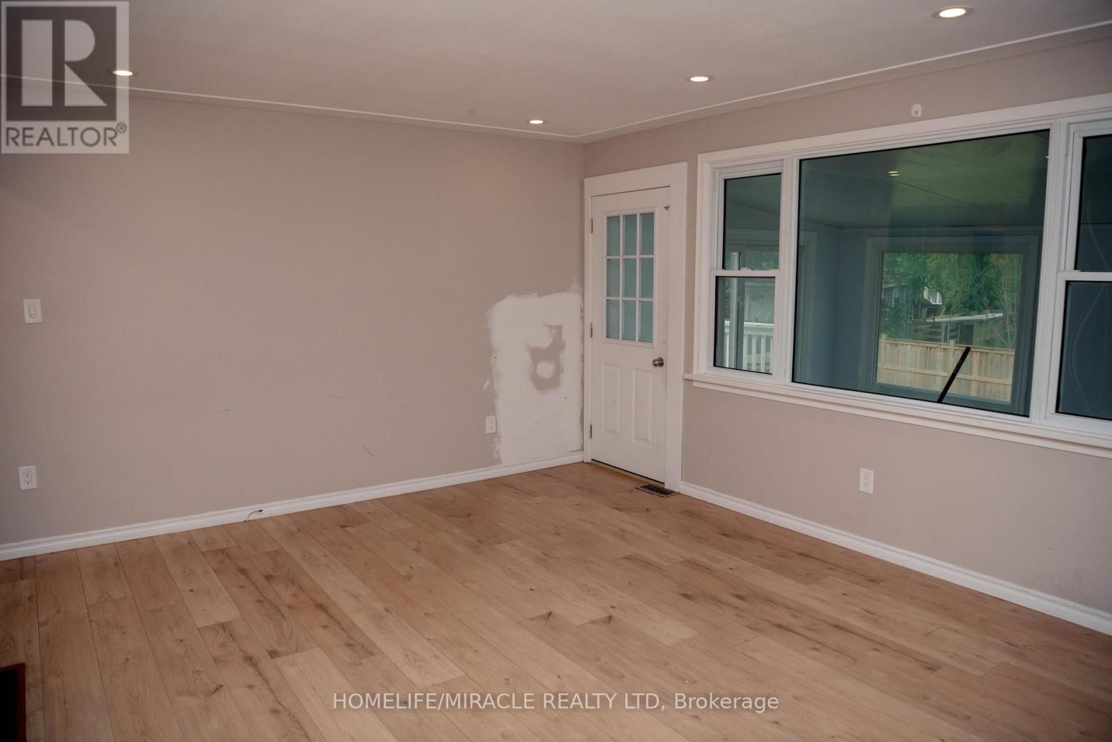 25 Thornridge Crescent Property Photo 24