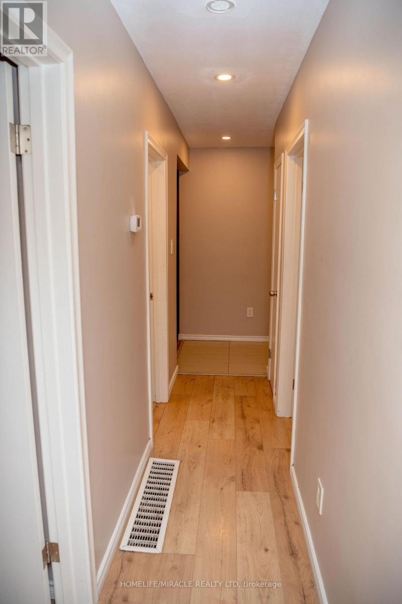 25 Thornridge Crescent Property Photo 35