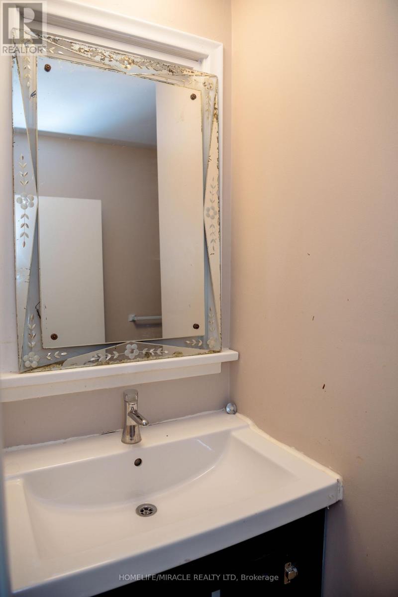 25 Thornridge Crescent Property Photo 38