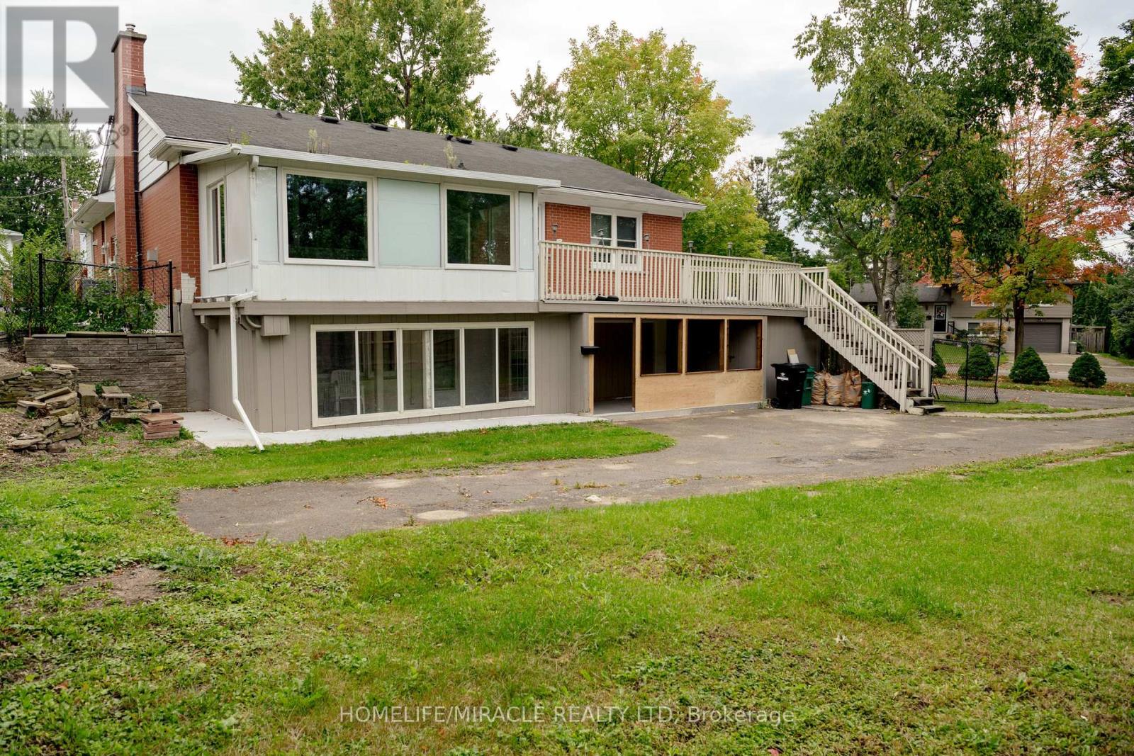 25 Thornridge Crescent Property Photo 48