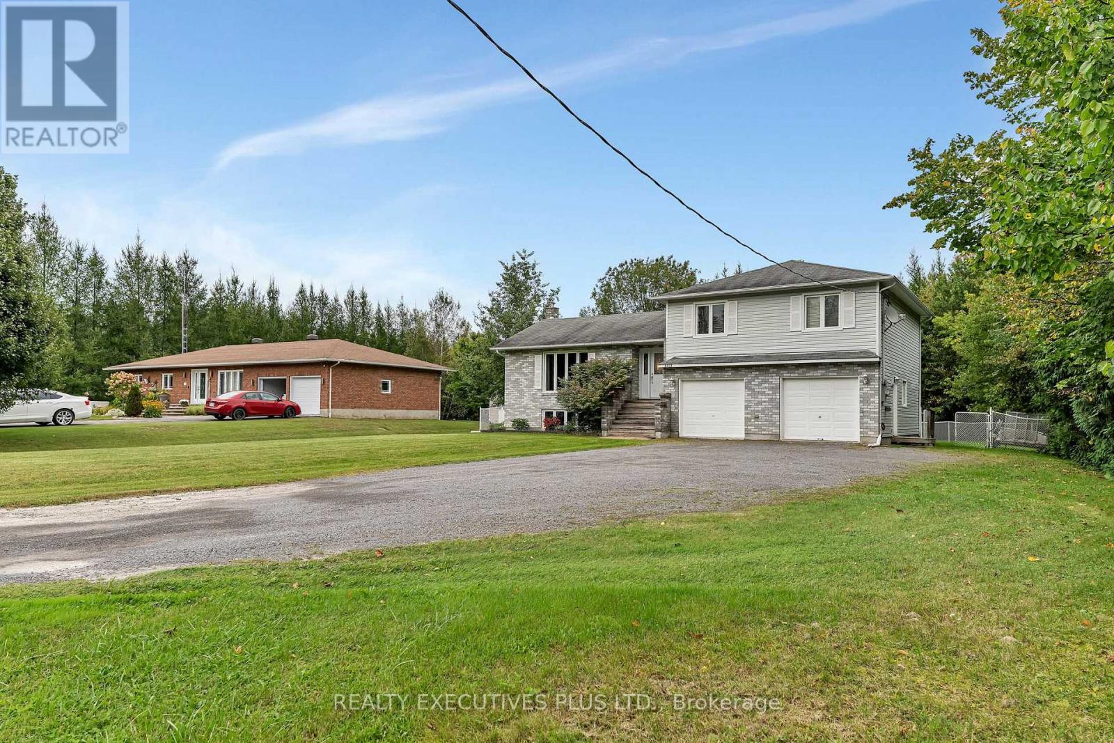4413 Champlain Street Property Photo 3
