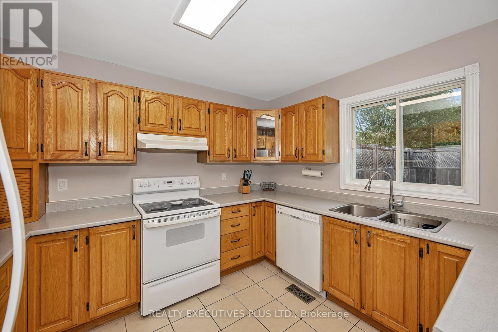 4413 Champlain Street Property Photo 12