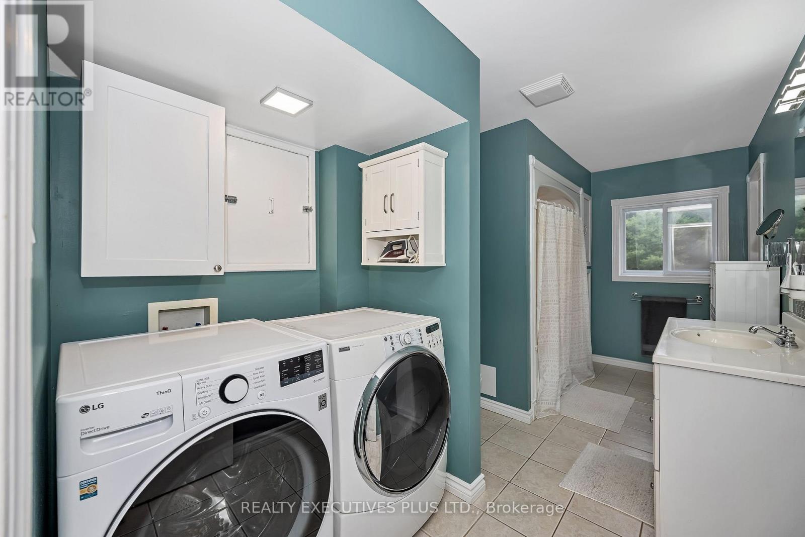 4413 Champlain Street Property Photo 20