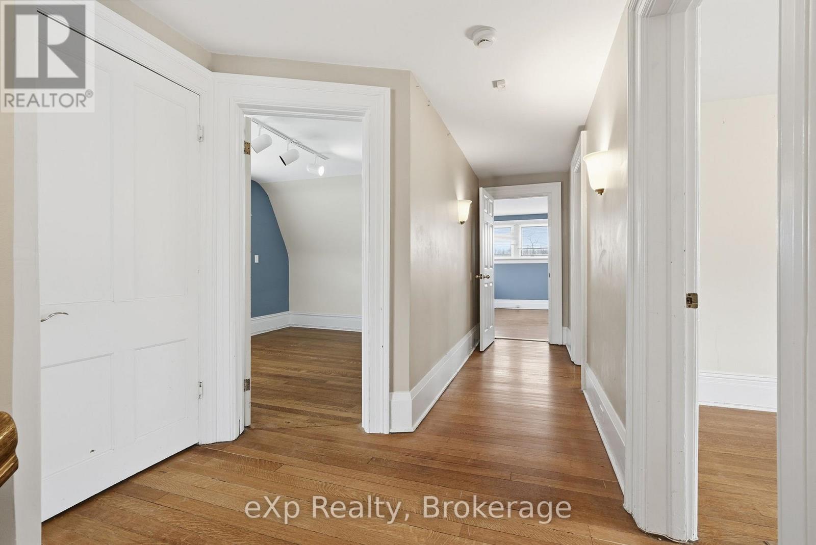 1025 2nd Avenue W Property Photo 22