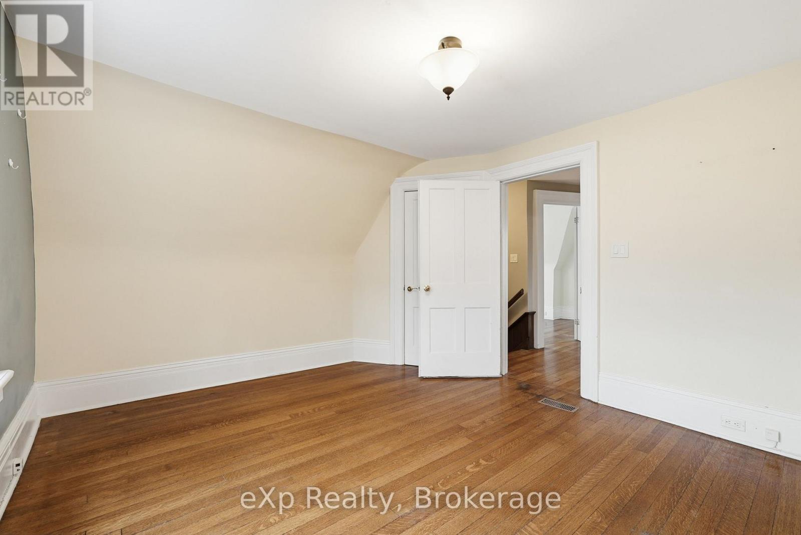 1025 2nd Avenue W Property Photo 25