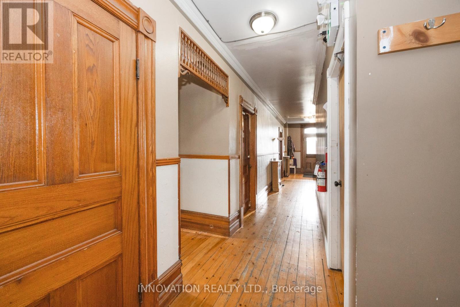 4550 Ste-catherine Street Property Photo 16