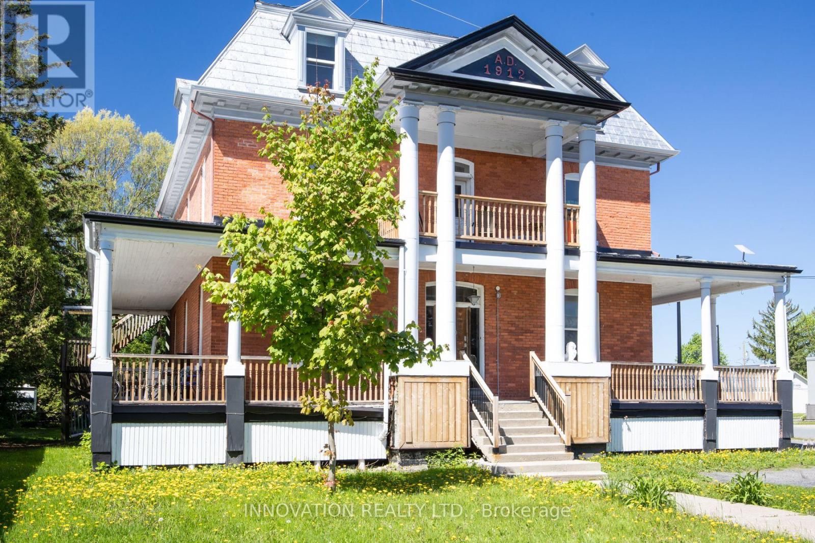 4550 Ste-catherine Street Property Photo 1