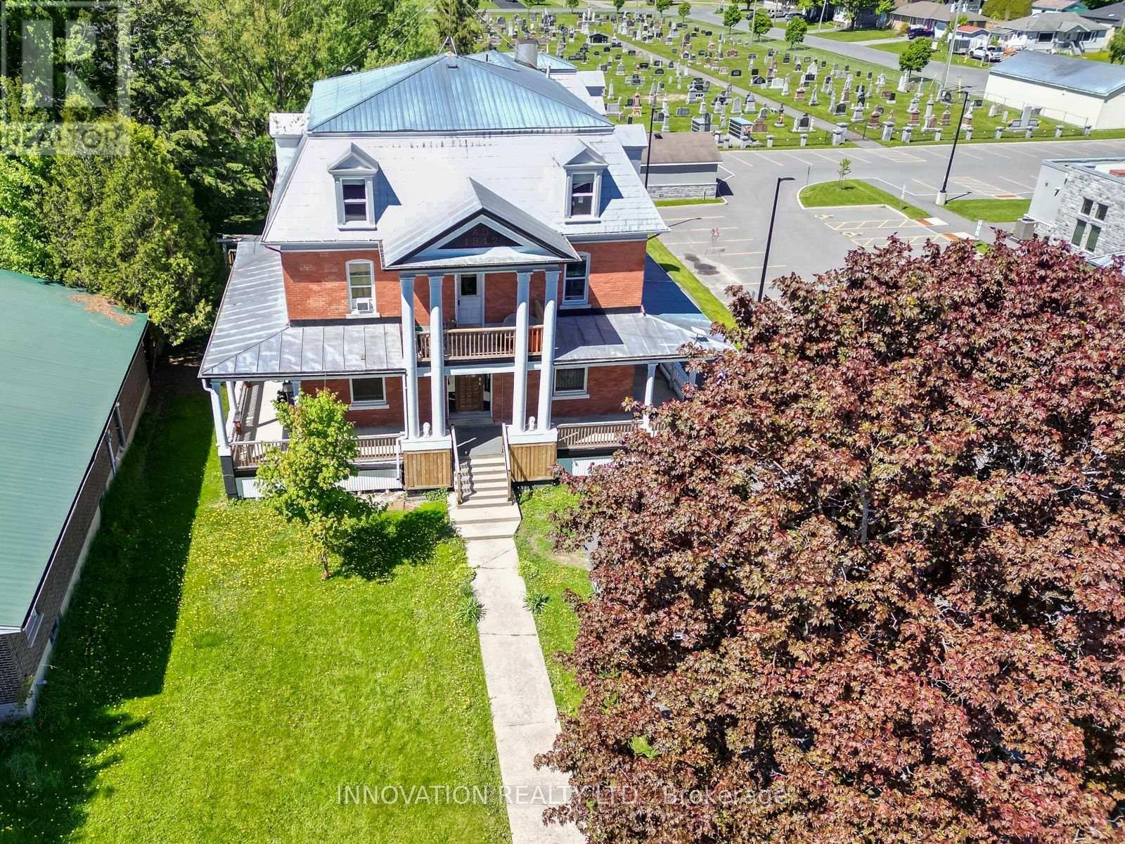 4550 Ste-catherine Street Property Photo 4