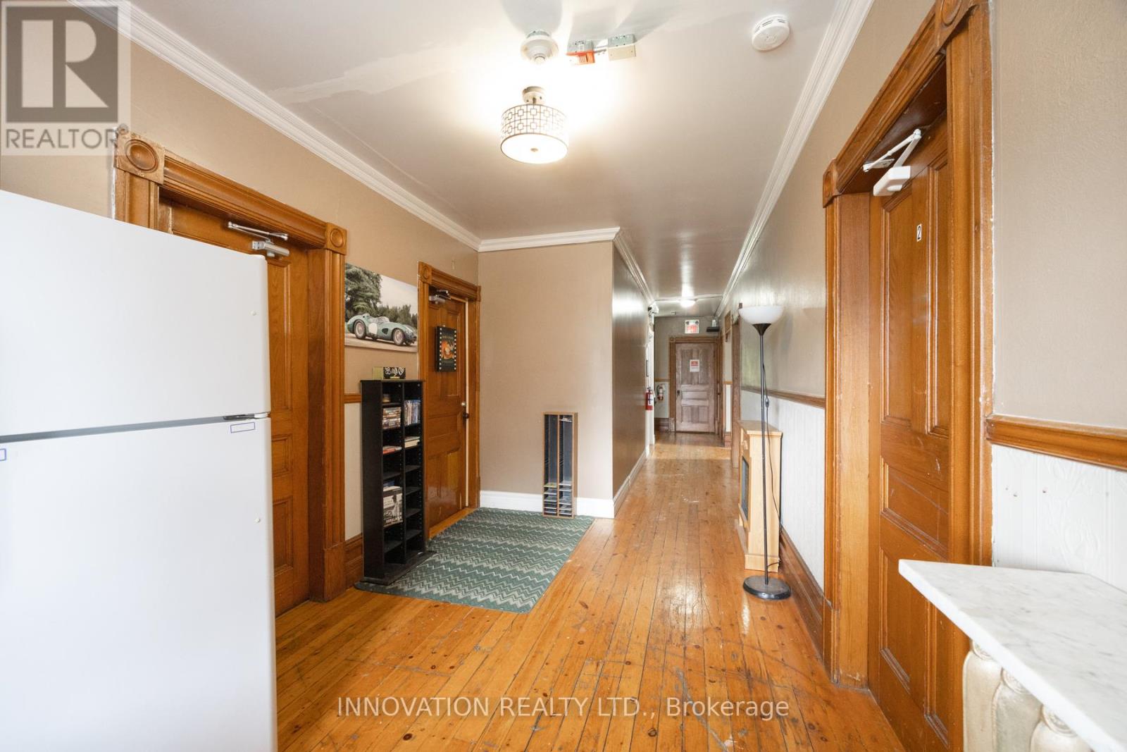 4550 Ste-catherine Street Property Photo 17