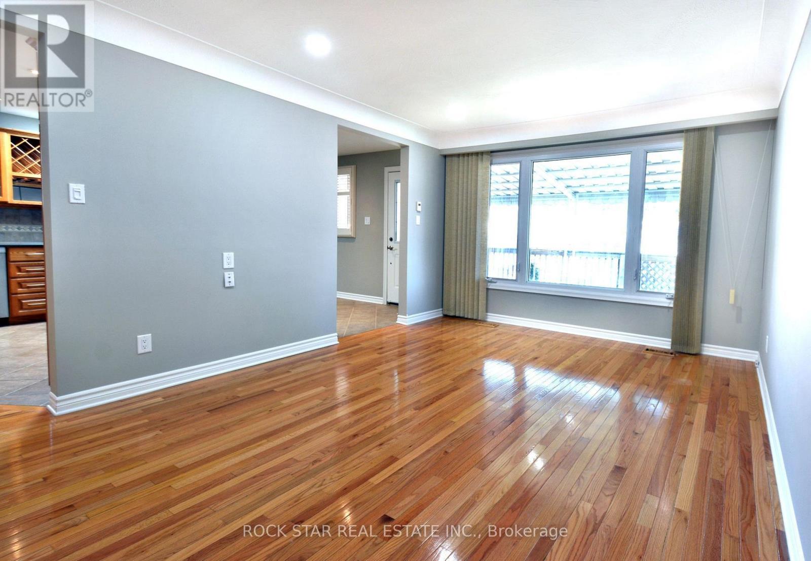 867 Upper Sherman Avenue Property Photo 3