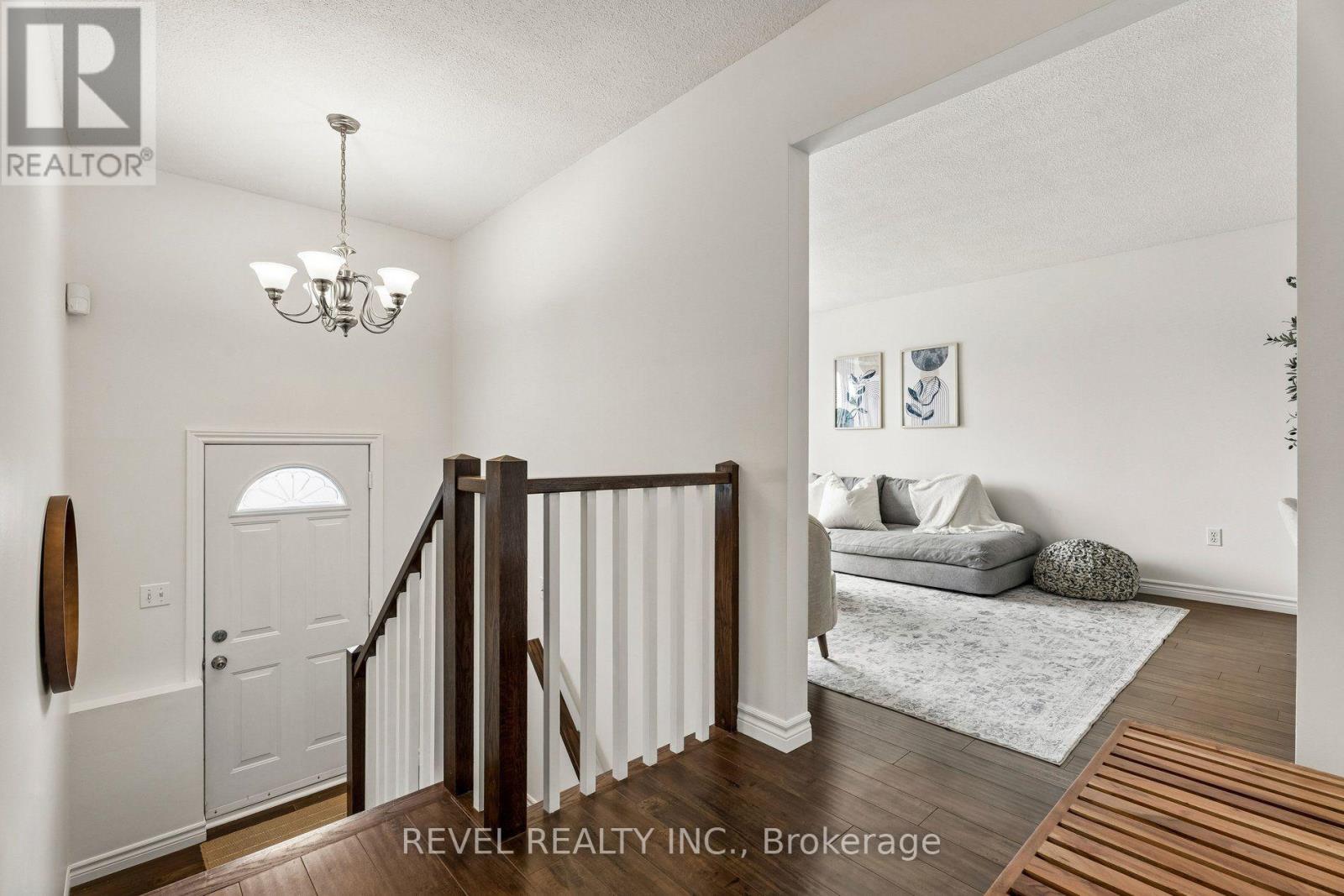 317 Rexford Drive Property Photo 4