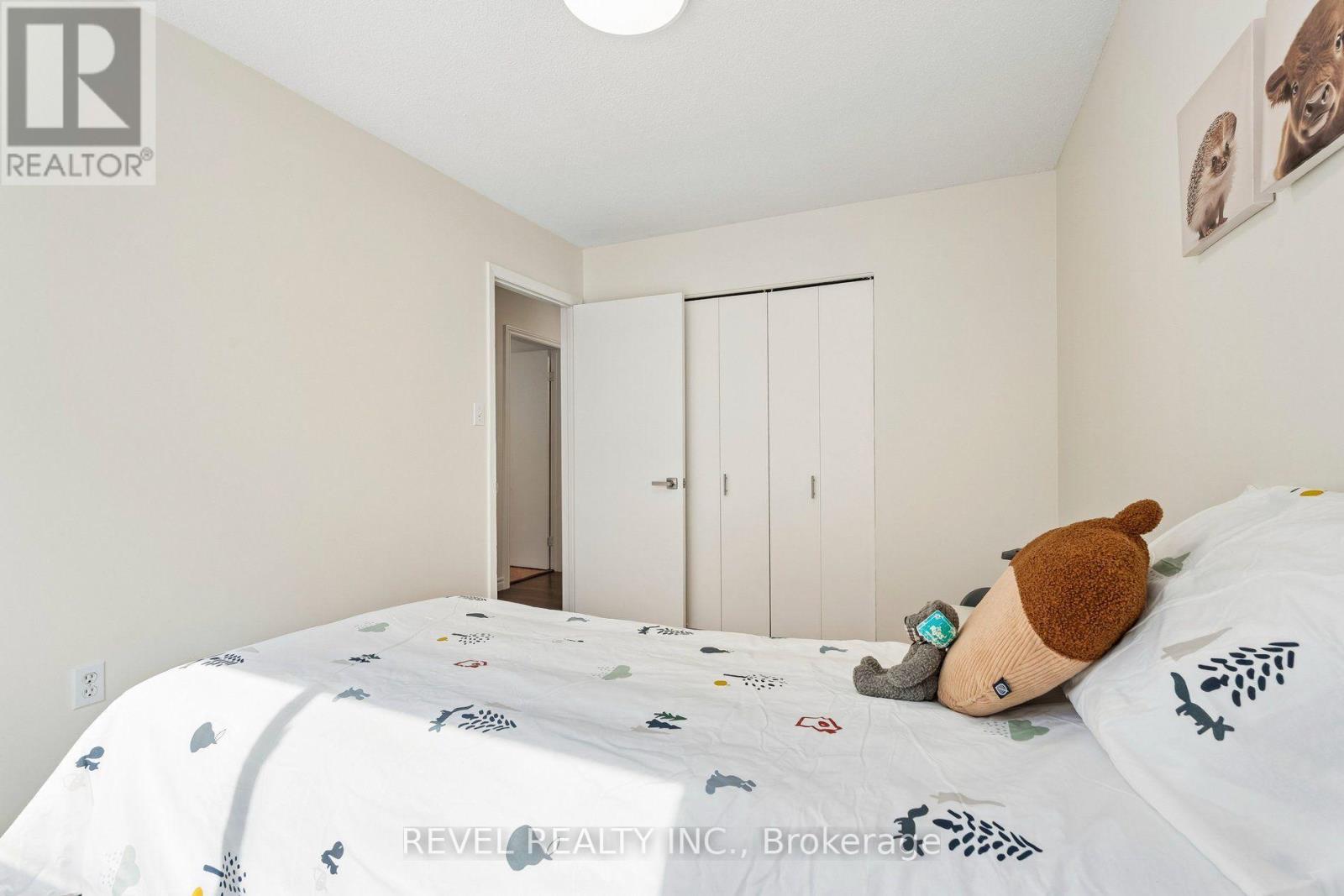 317 Rexford Drive Property Photo 25