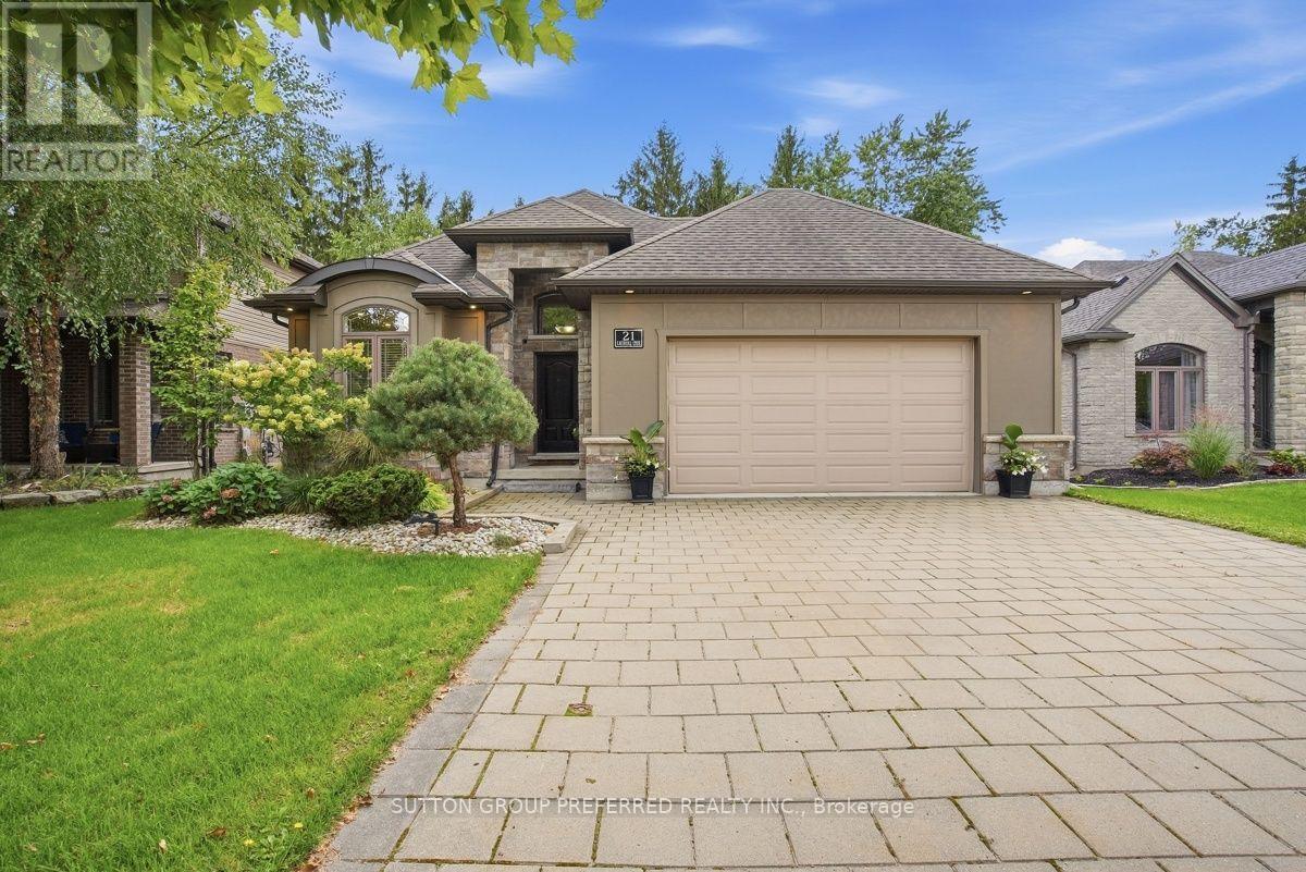 21 CAVERHILL CRESCENT Property Image