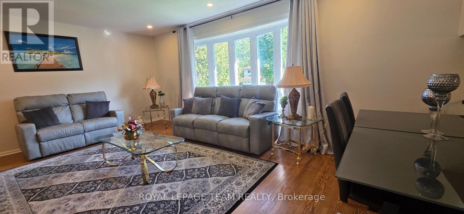 13 Ridgeburn Gate Property Photo 16