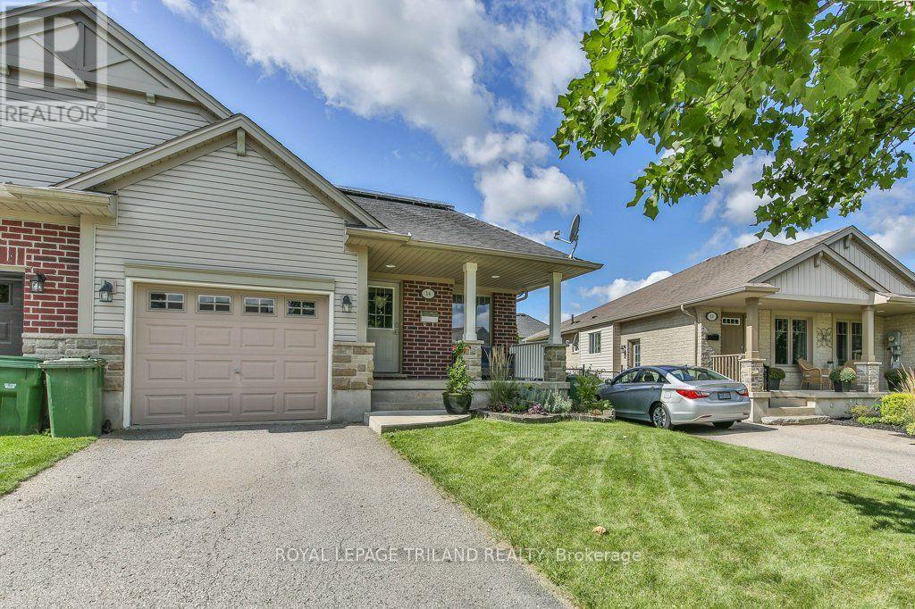 14 Alderwood Court Property Photo 4