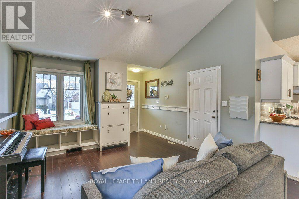 14 Alderwood Court Property Photo 10