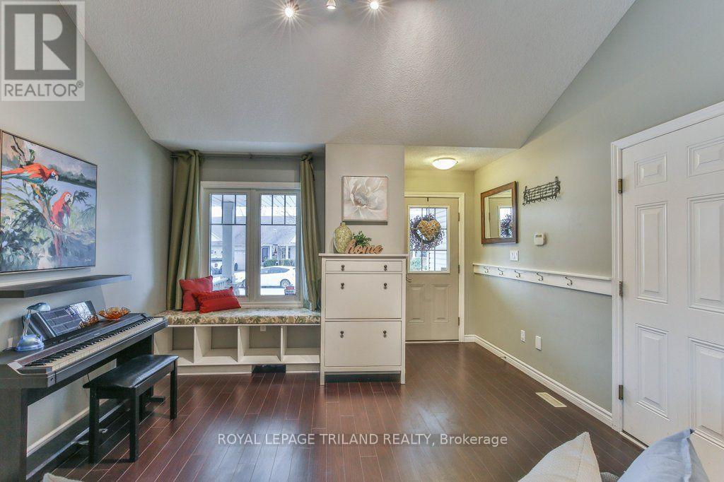 14 Alderwood Court Property Photo 11
