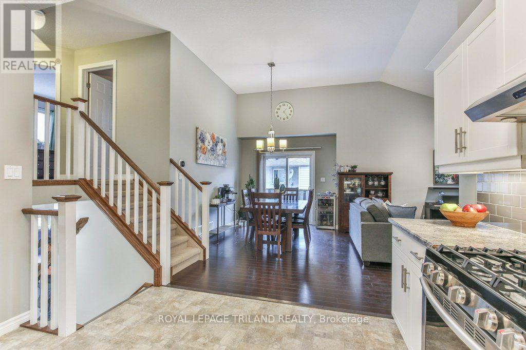 14 Alderwood Court Property Photo 18