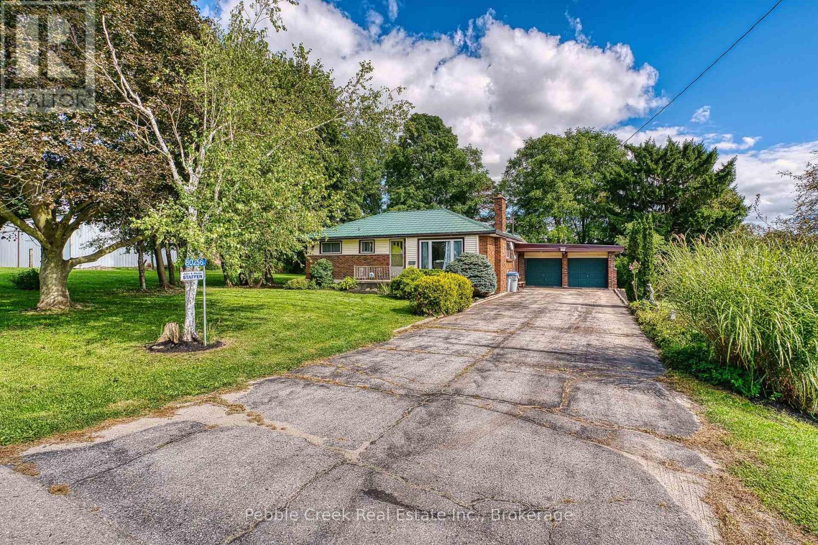 80256 North Line Property Photo 4