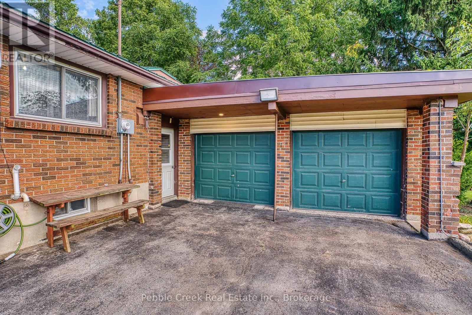 80256 North Line Property Photo 5