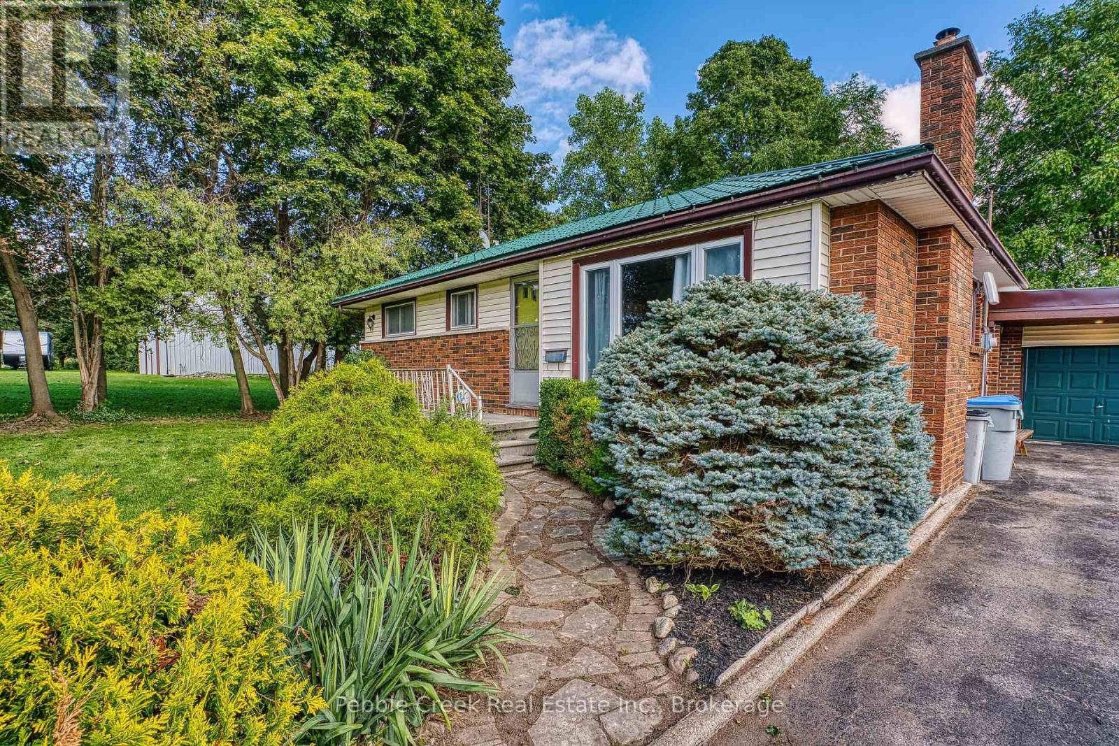 80256 North Line Property Photo 6