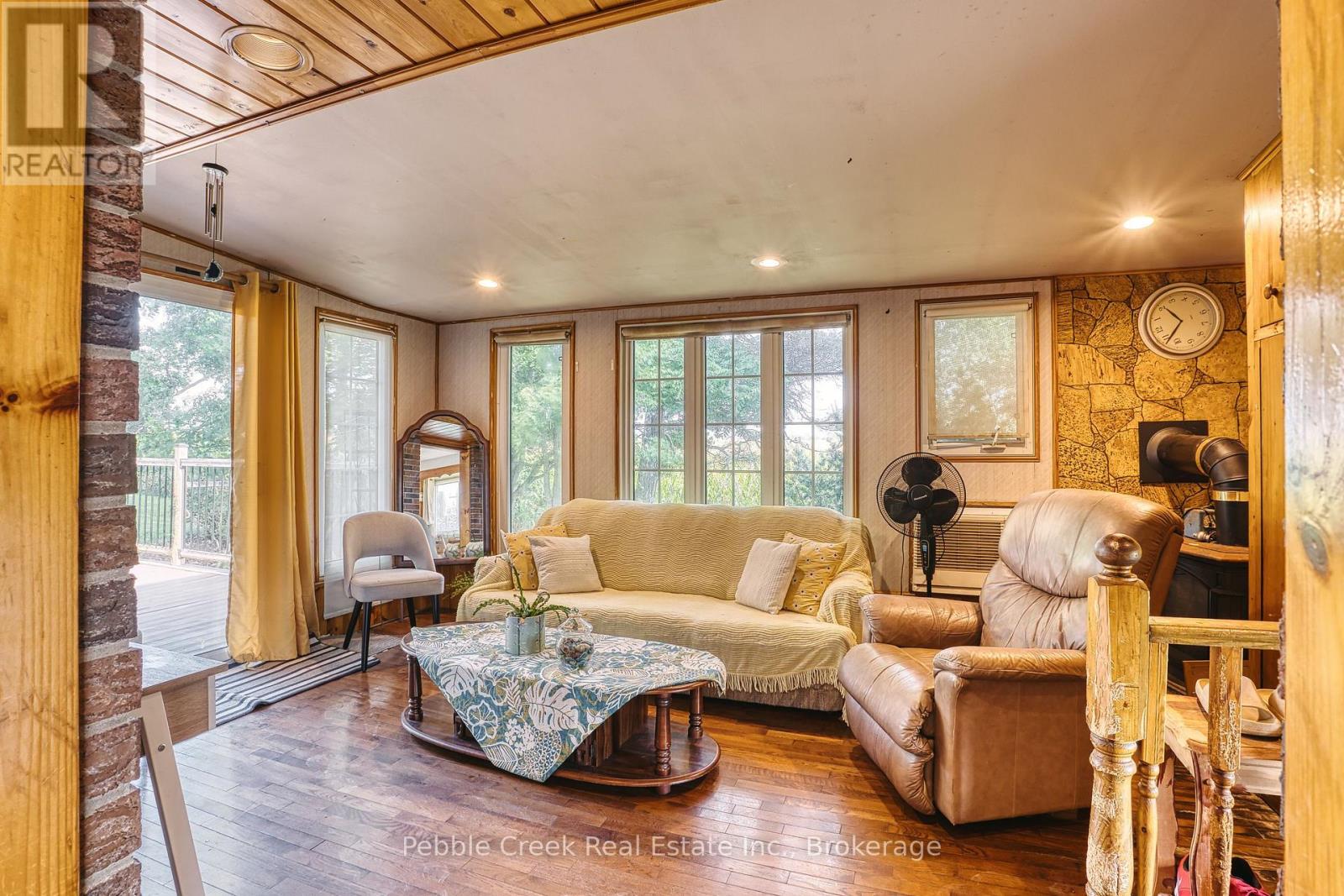 80256 North Line Property Photo 14
