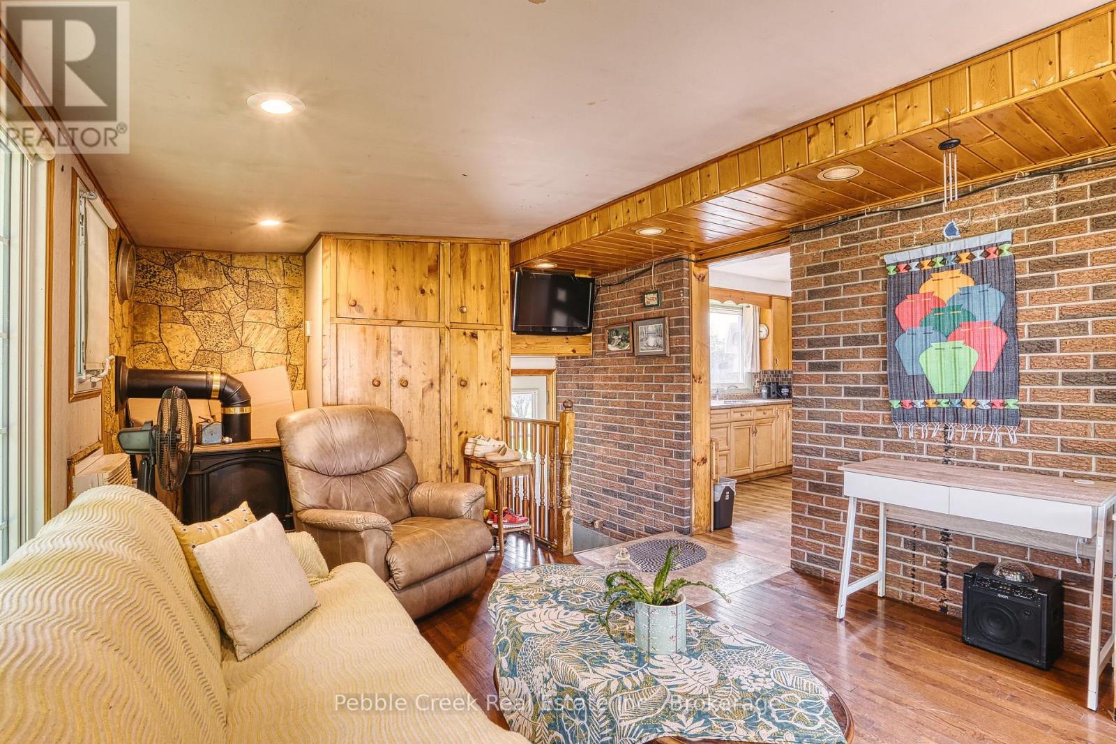 80256 North Line Property Photo 16