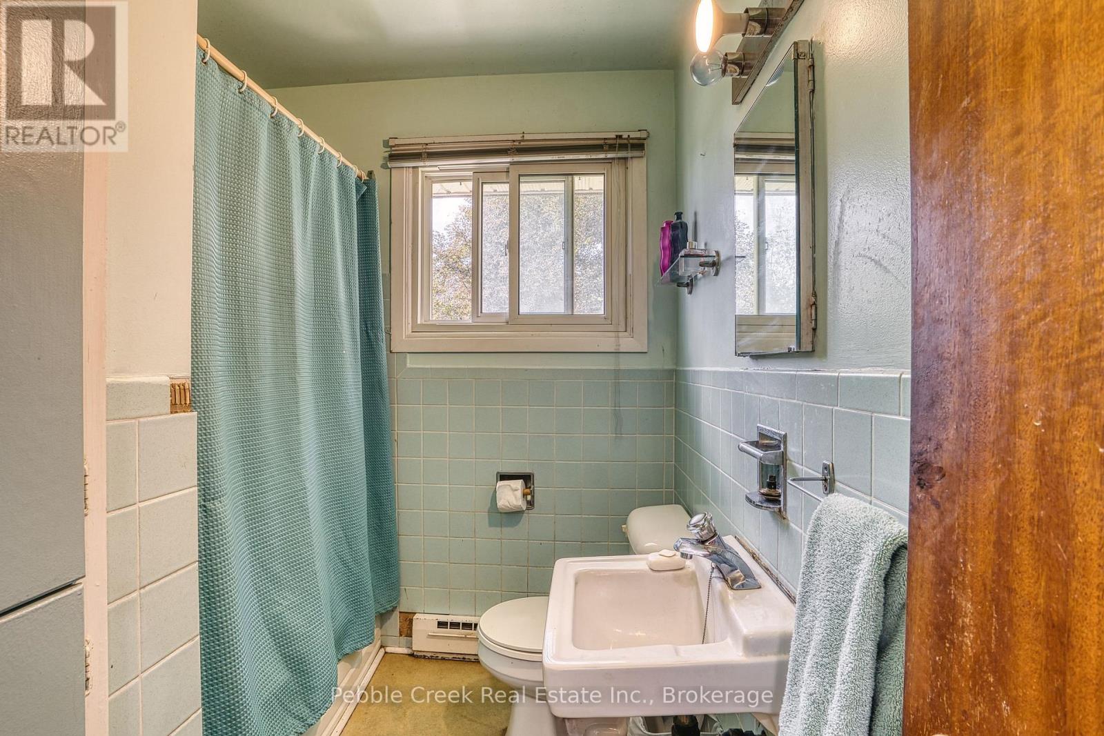 80256 North Line Property Photo 17